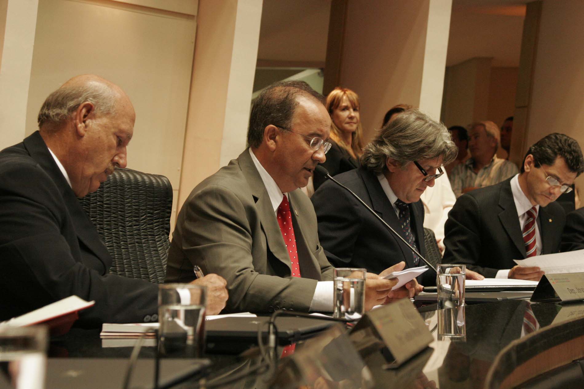 Sessão especial com a leitura da mensagem anual do governador