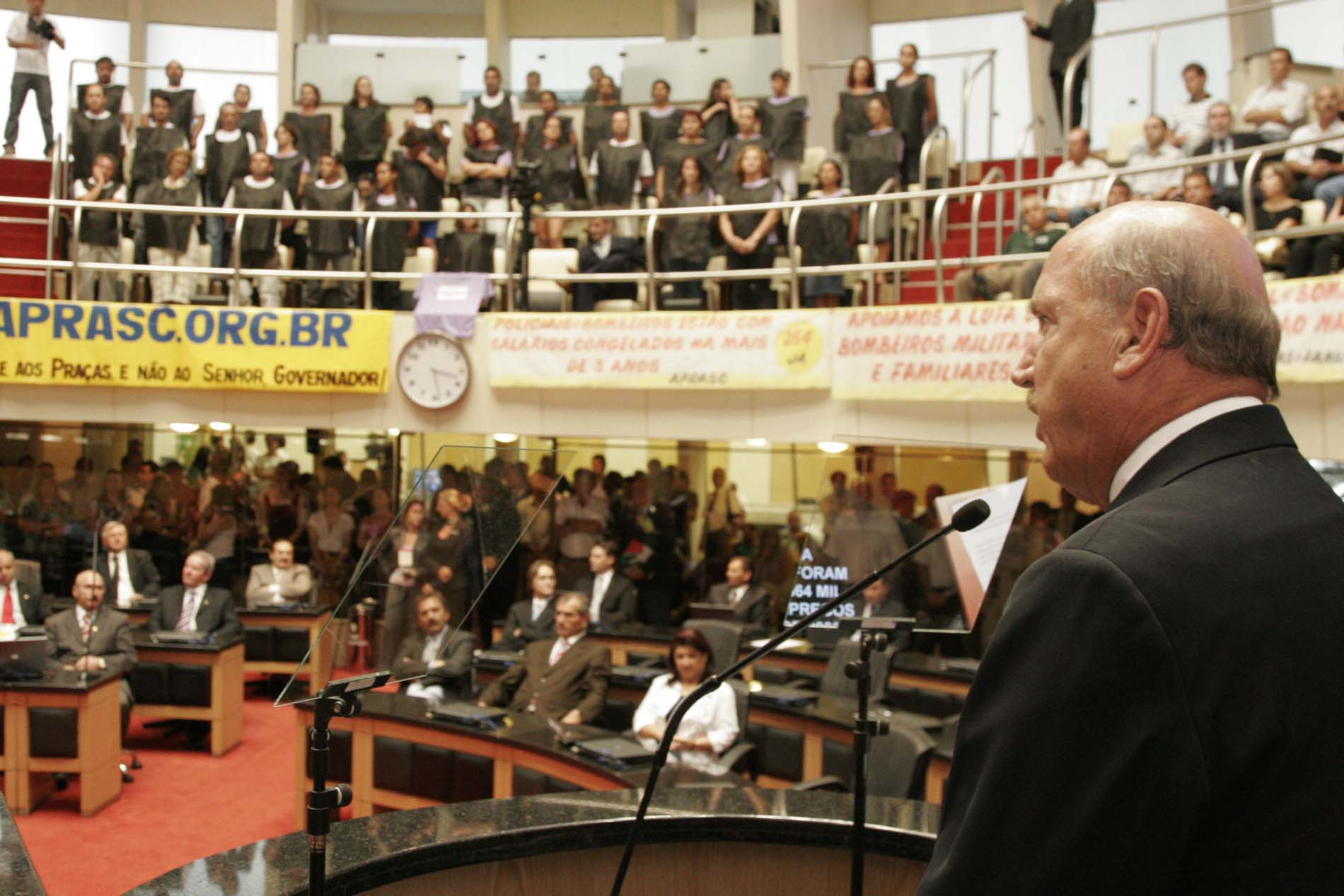 Sessão especial mensagem anual do governador