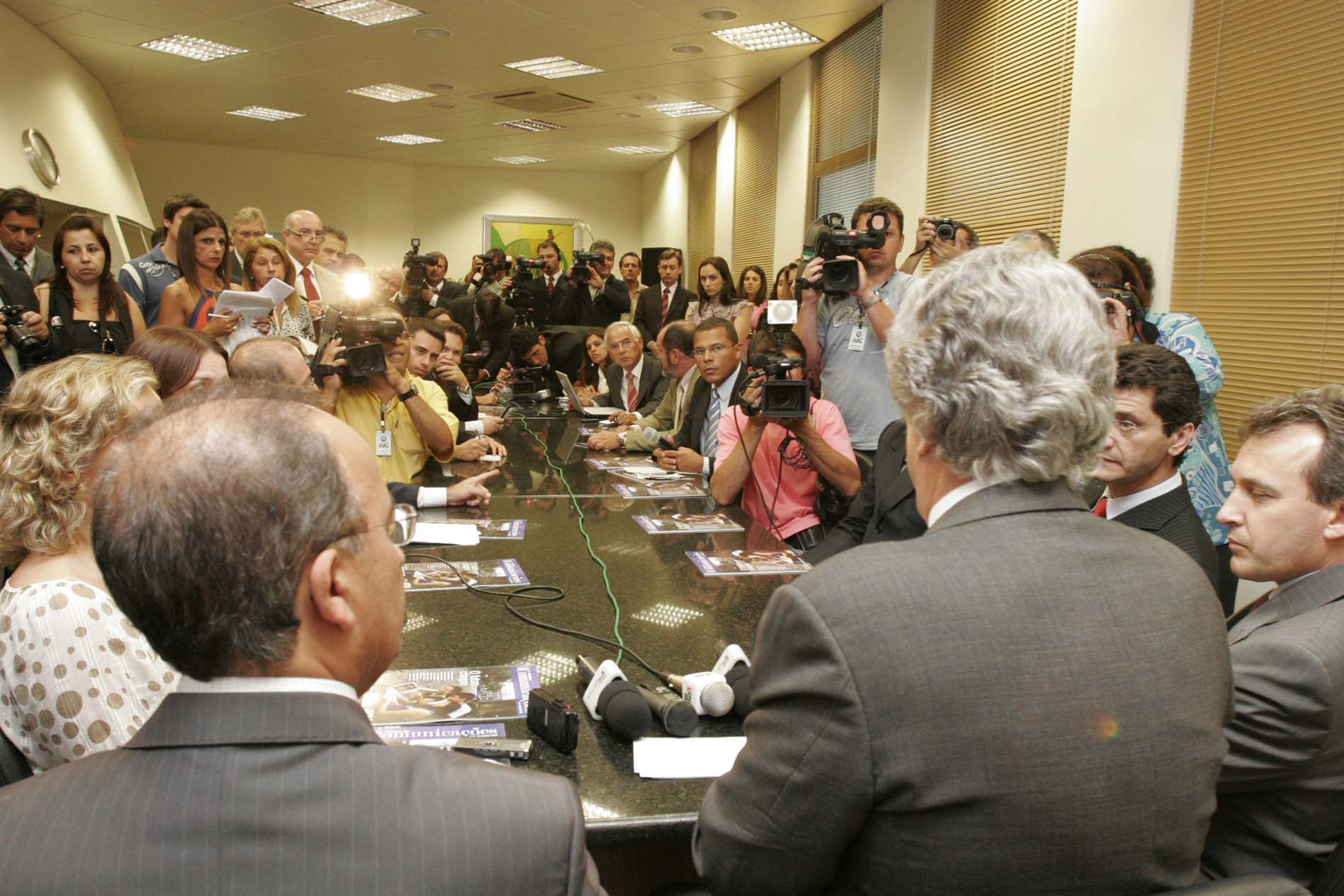 Coletiva - Ministro das Comunicações