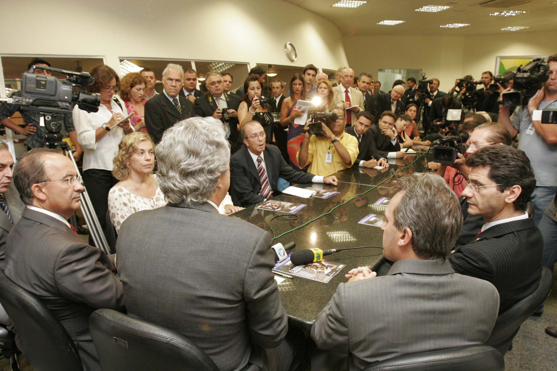 Coletiva - Ministro das Comunicações
