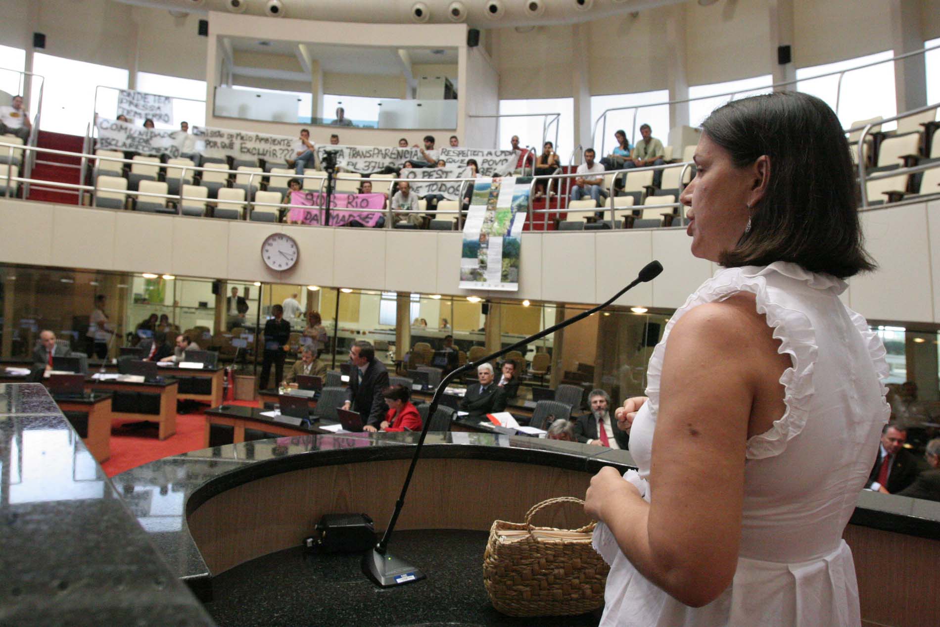 Cristiane Maria Correa – Guarda do Embaú