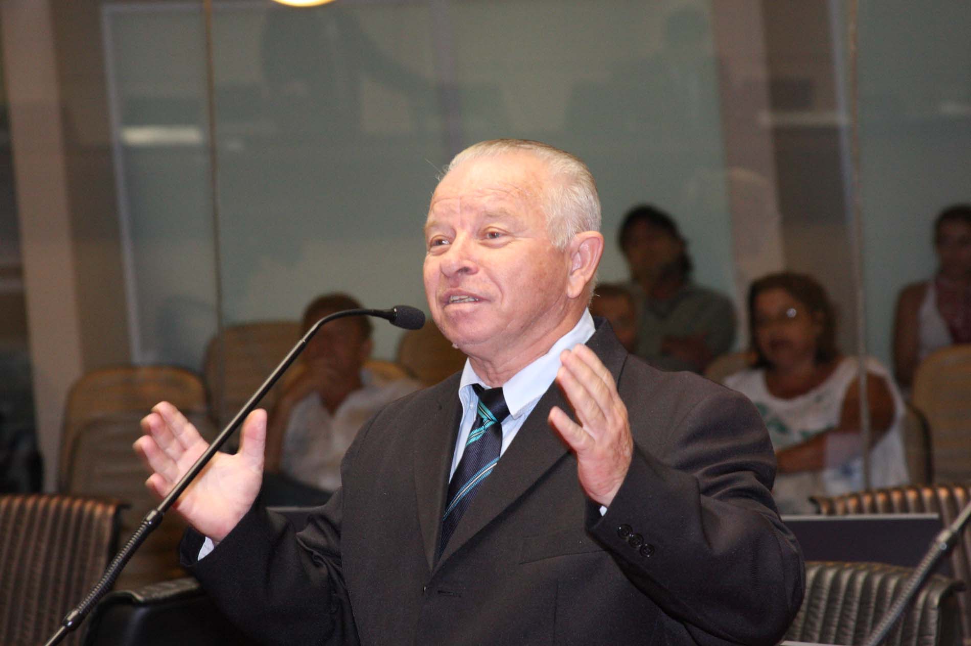 Deputado Adherbal Deba Cabral (PMDB)