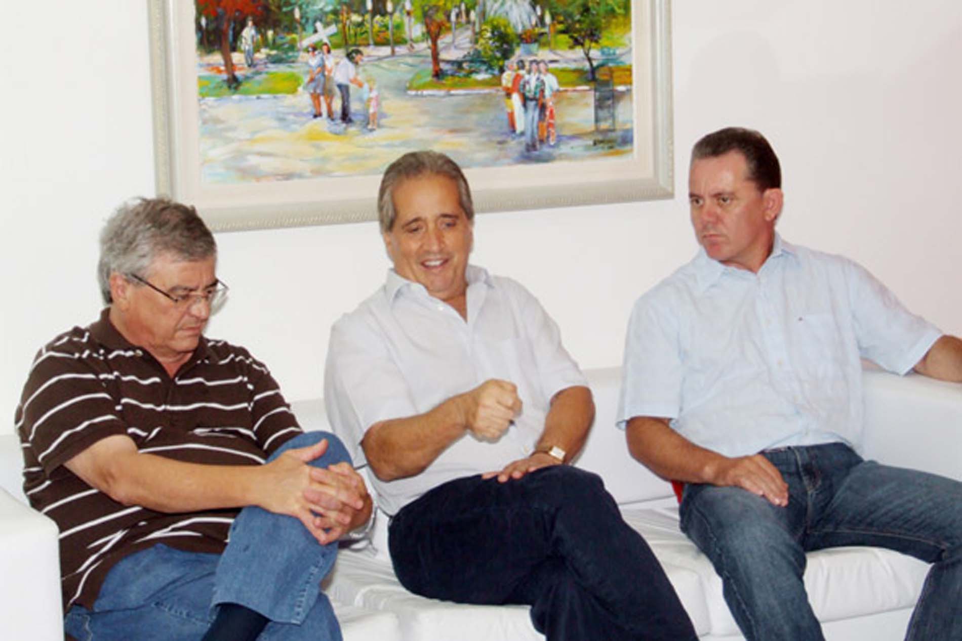 Bancada do PP em visita às cidades atingidas pelas cheias do ano passado.
