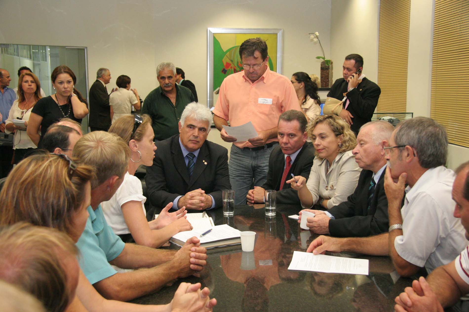 Reunião do Fórum Permanente de Solidariedade pela reconstrução das cidades atingidas pelas enchentes