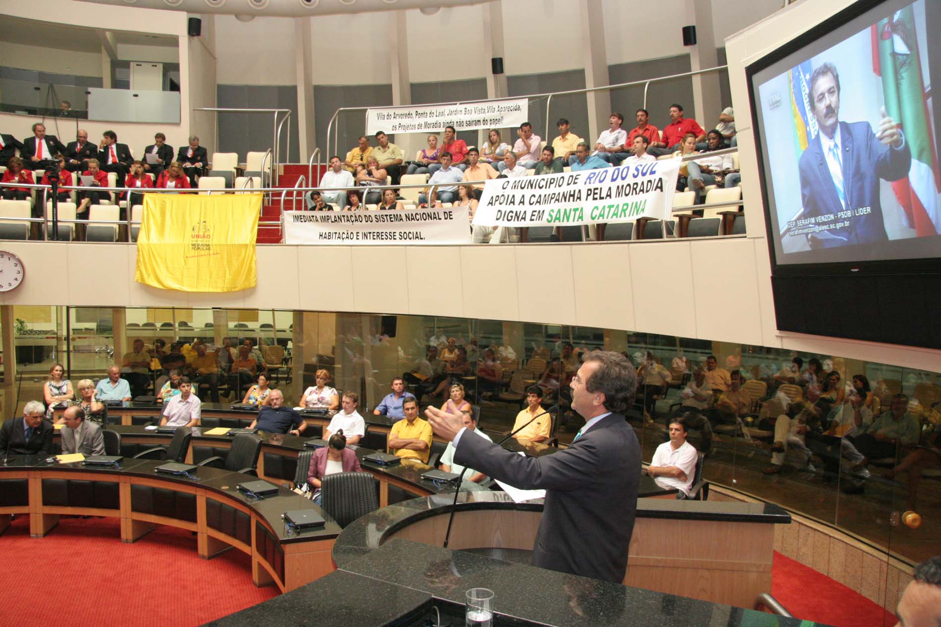 Sessão Especial para o lançamento da Campanha Nacional pela Moradia Digna