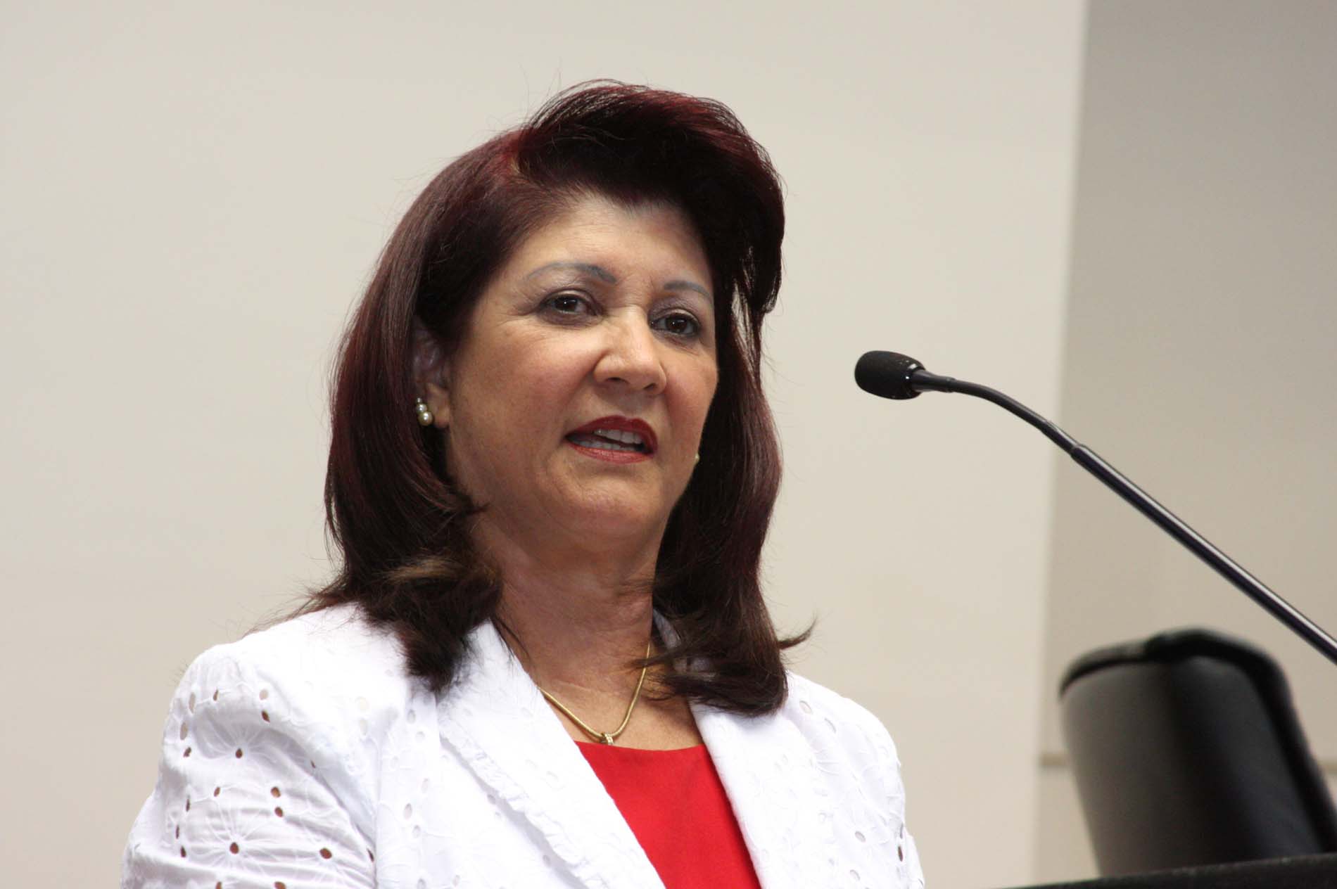 Deputada Professora Odete de Jesus (PRB)