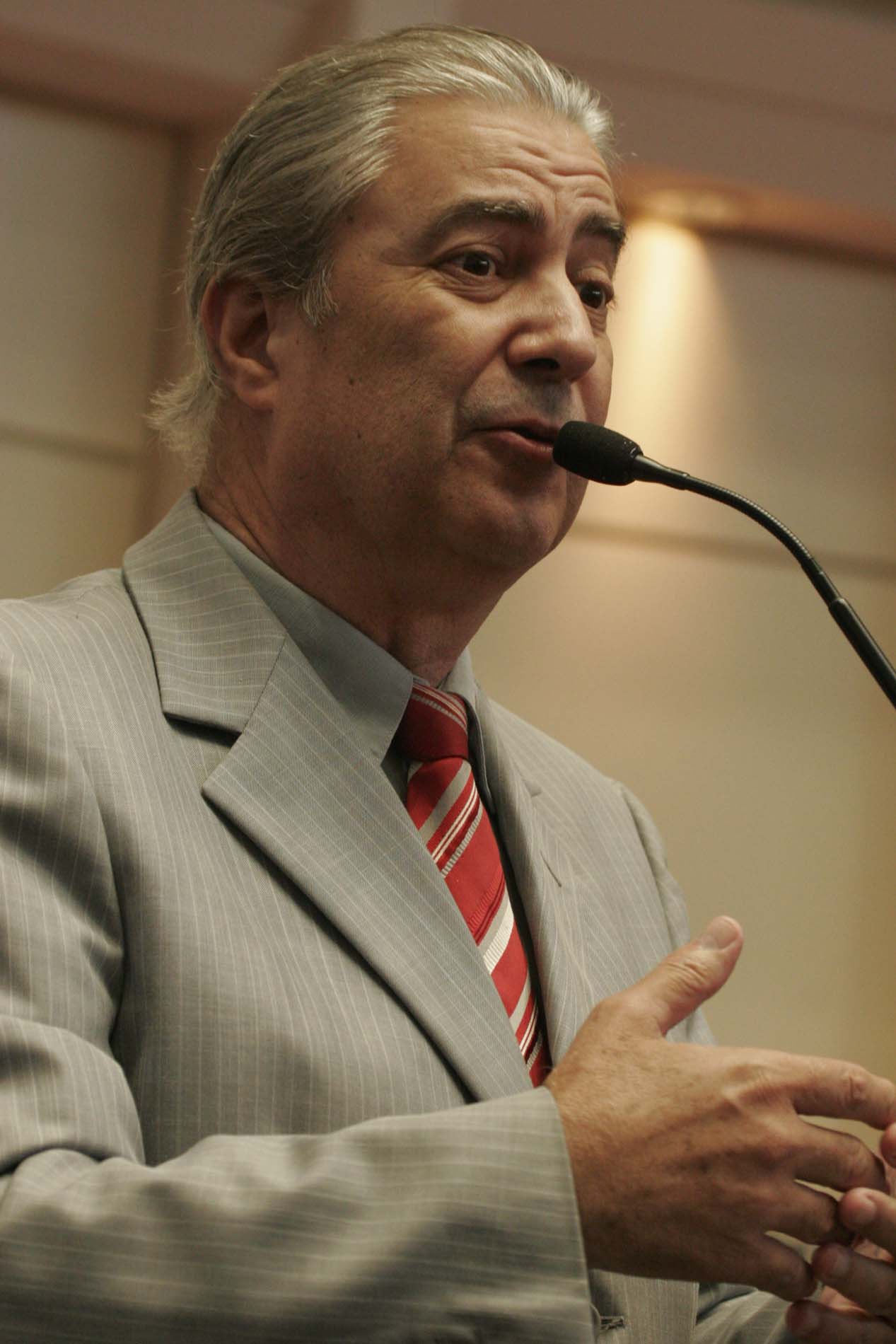 Deputado Genésio Goulart (PMDB)