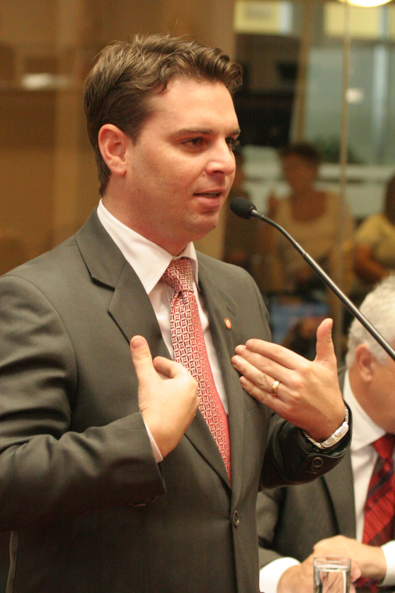 Deputado Cesar Souza Junior (DEM)