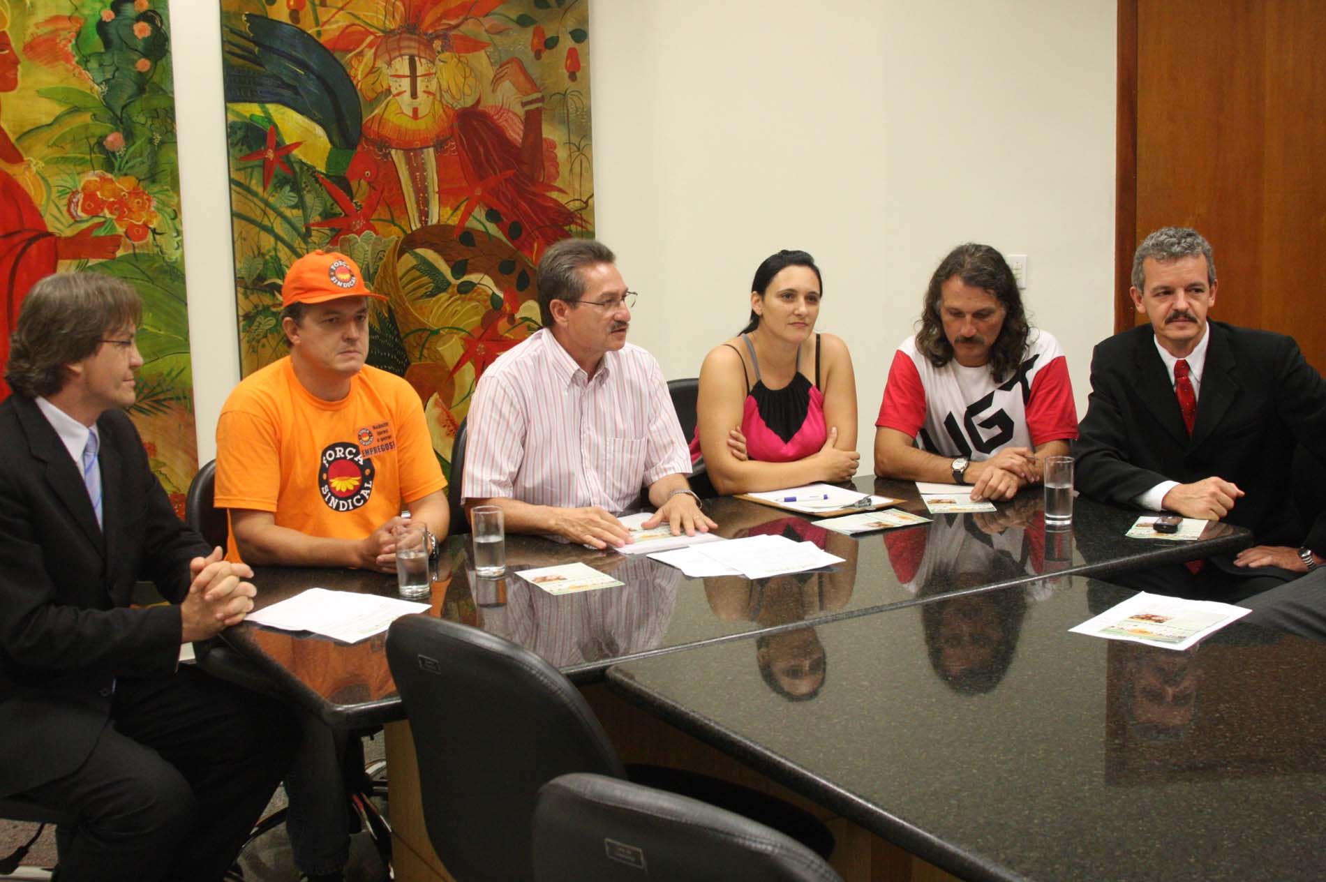 Coletiva sobre o novo piso estadual de salário