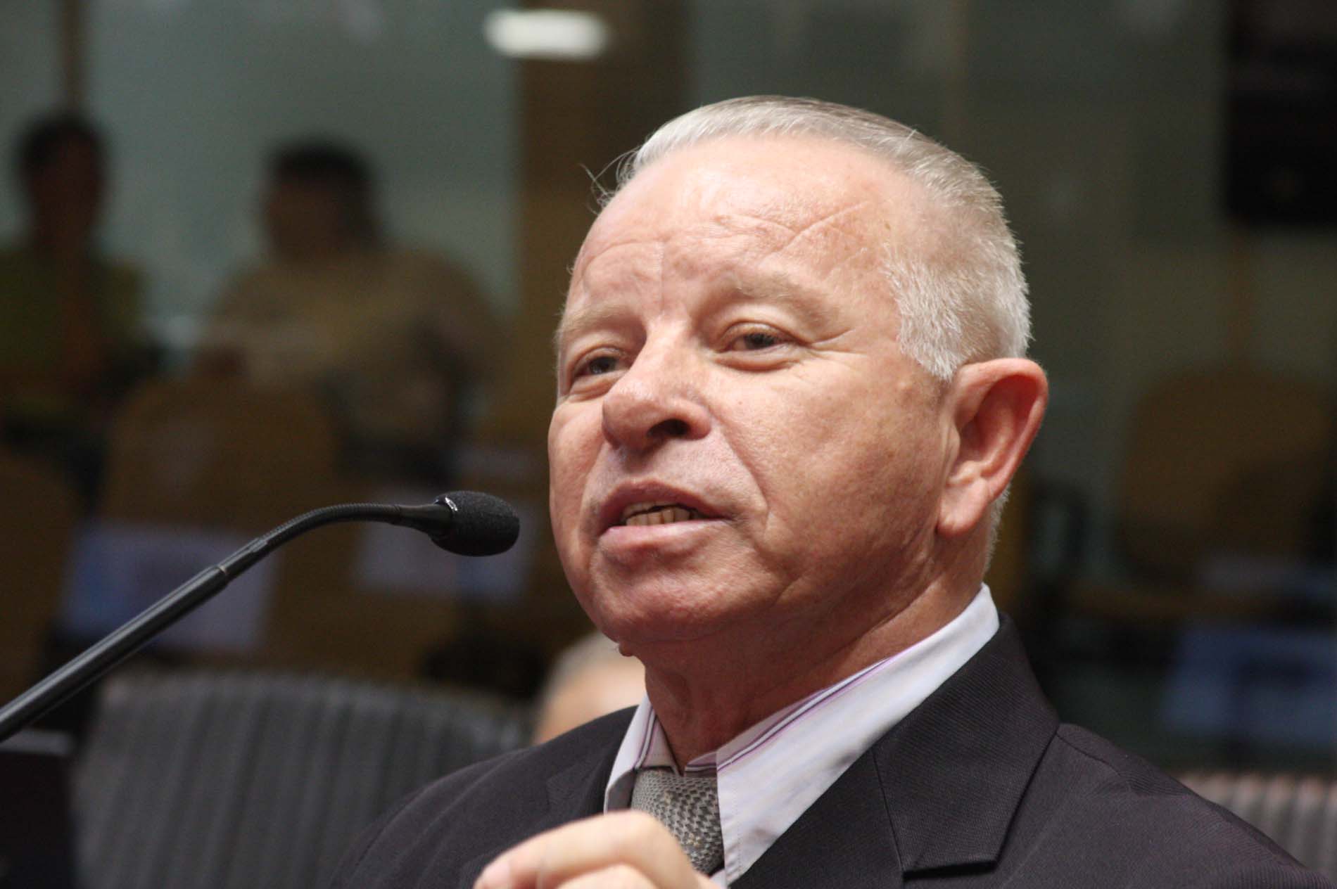 Deputado Adherbal Deba Cabral (PMDB)