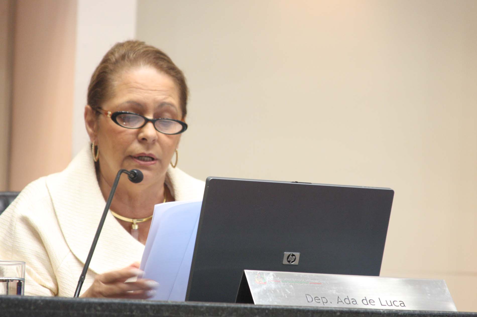 Deputada Ada de Luca (PMDB)