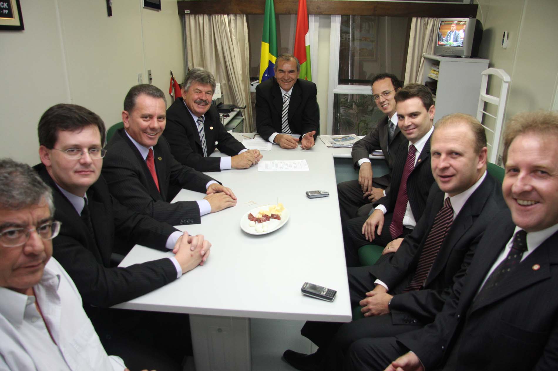 Encontro entre PP e Democratas