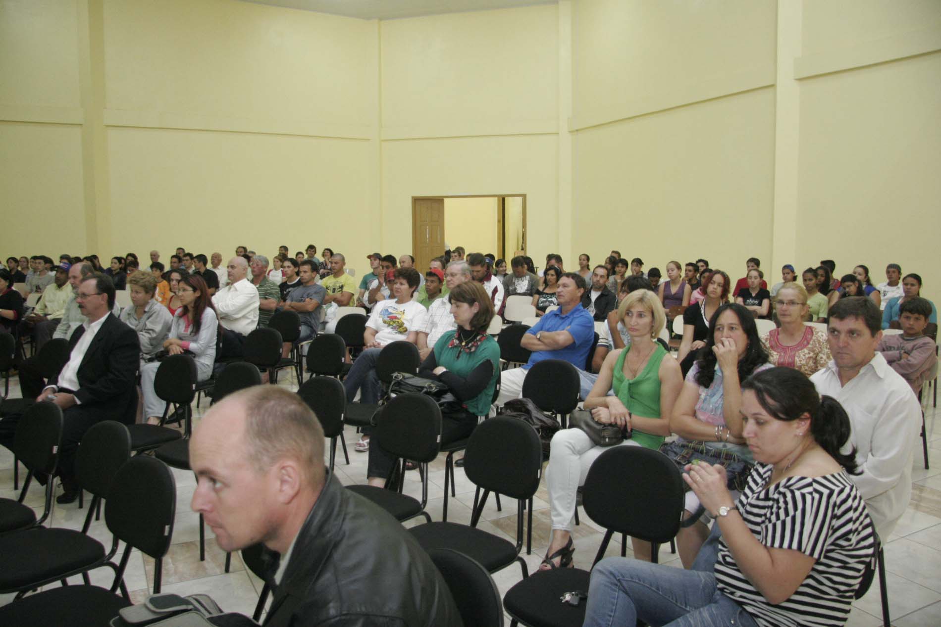 População de Fraiburgo escolhe por aclamação que centro profissionalizante seja federalizado