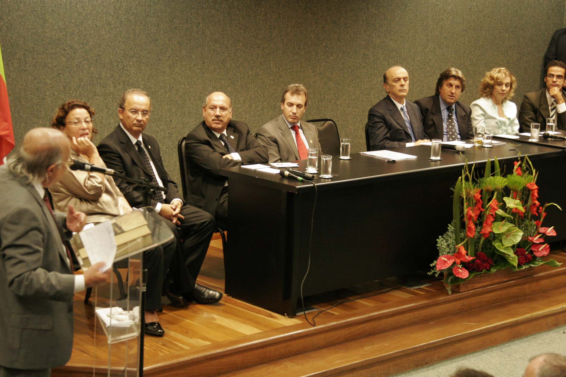 Homenagem ao ex-deputado Paulo Stuart Wright