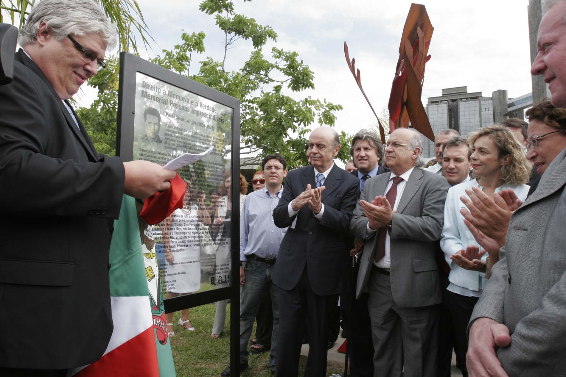 Homenagem ao ex-deputado Paulo Stuart Wright