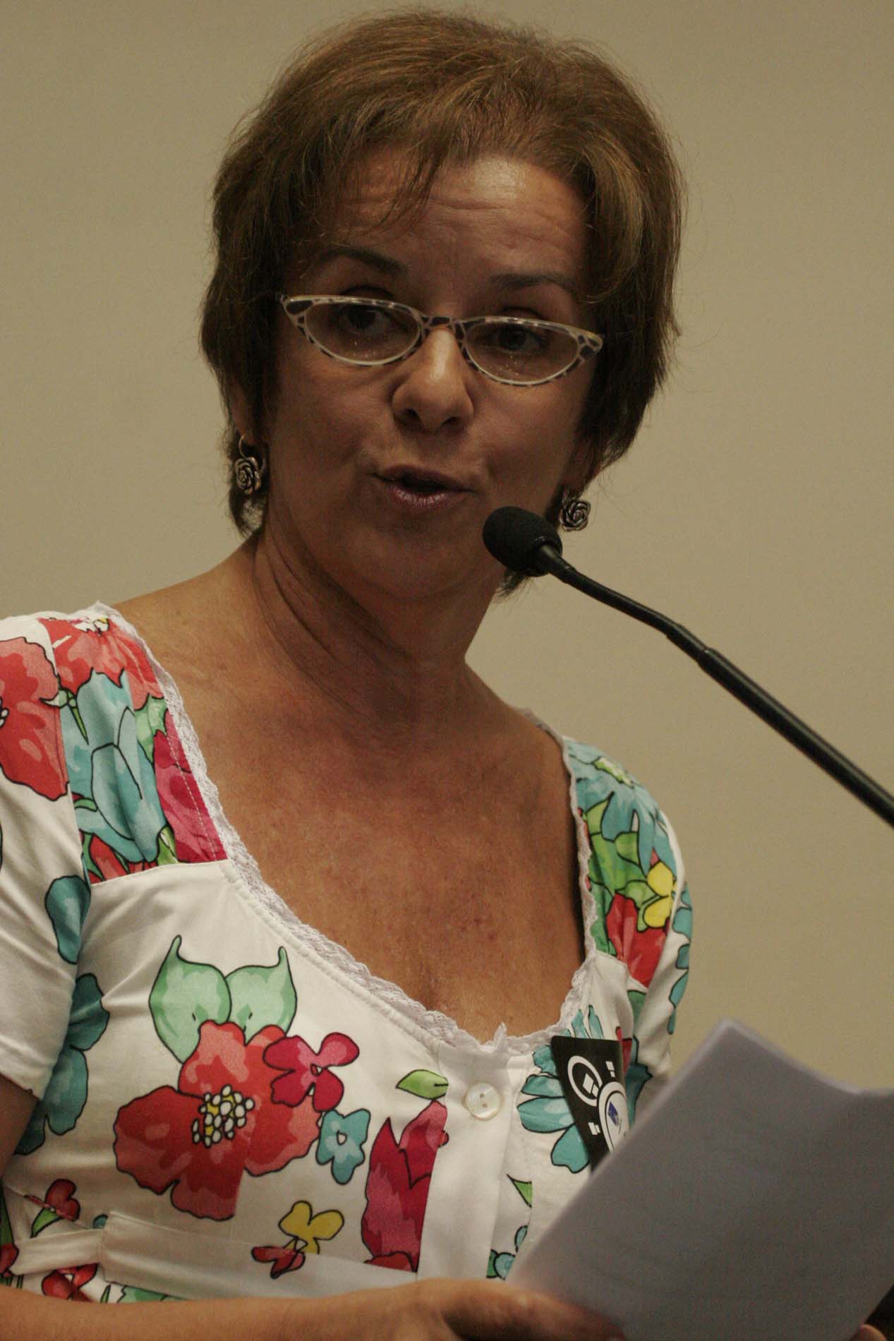 Denise Pires