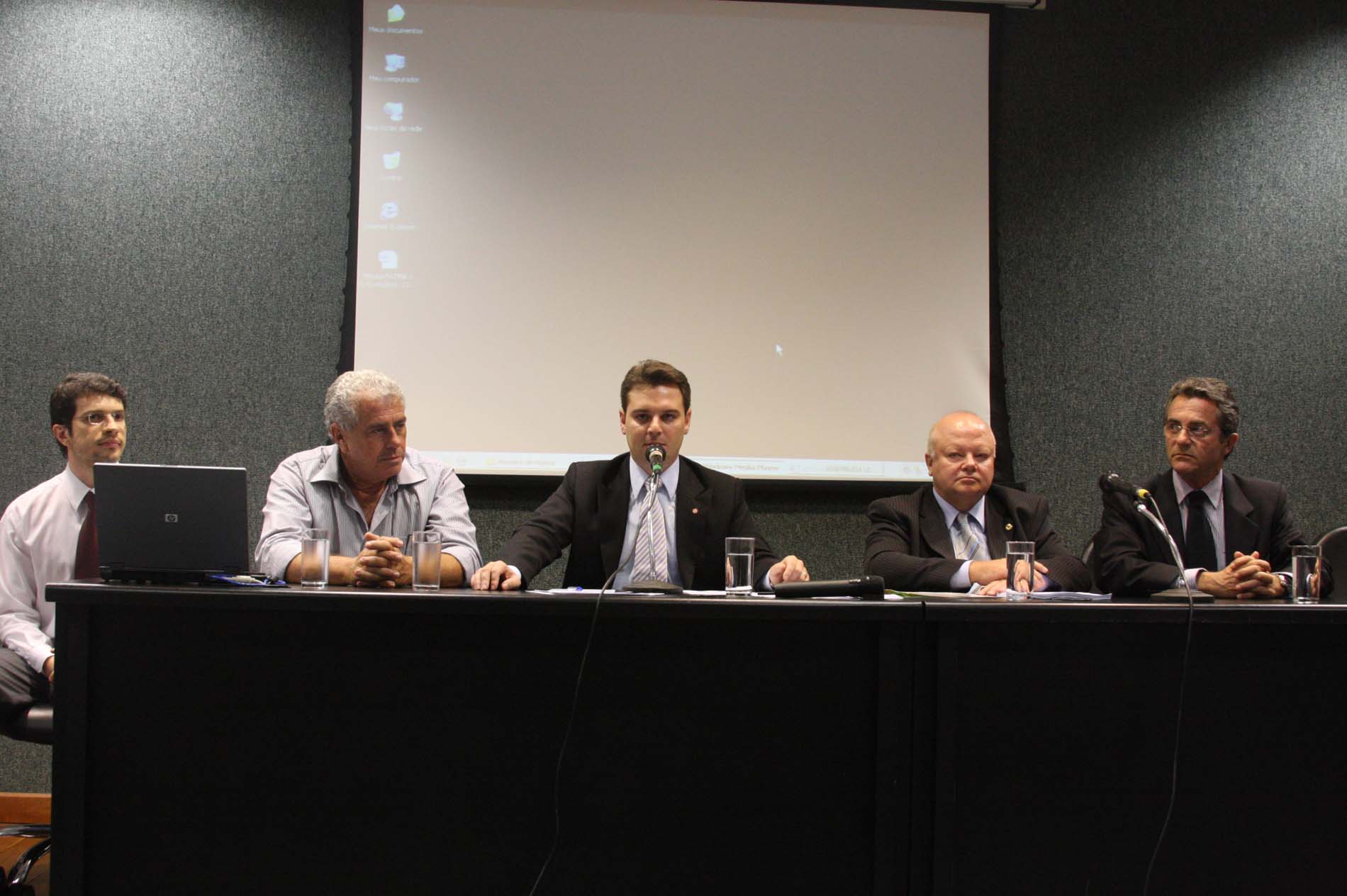 Comissão de Transportes – Audiência pública para discutir a implantação da Praça de Pedágio no Km 221 da BR -101