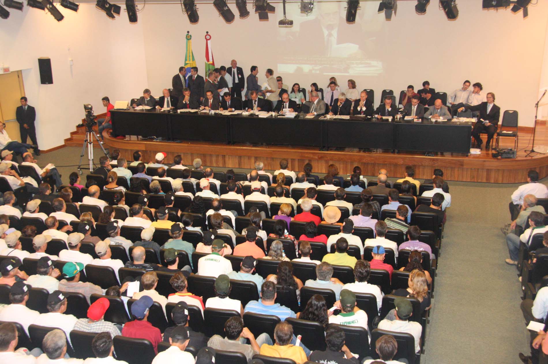 Reunião conjunta das Comissões de Justiça