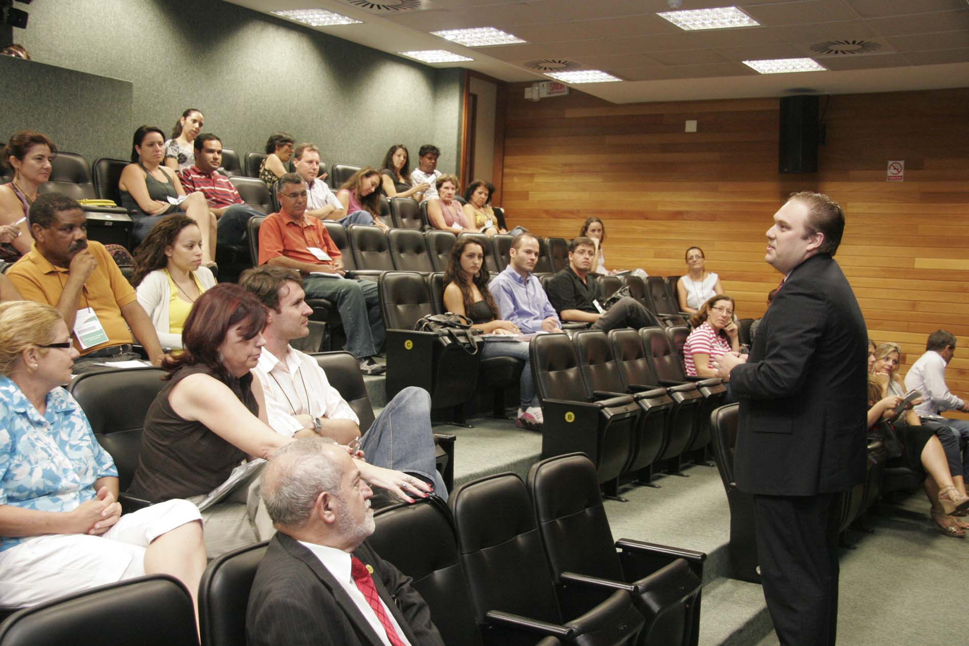 Escola do Legislativo inicia aprofundamento do Curso de Formação Política