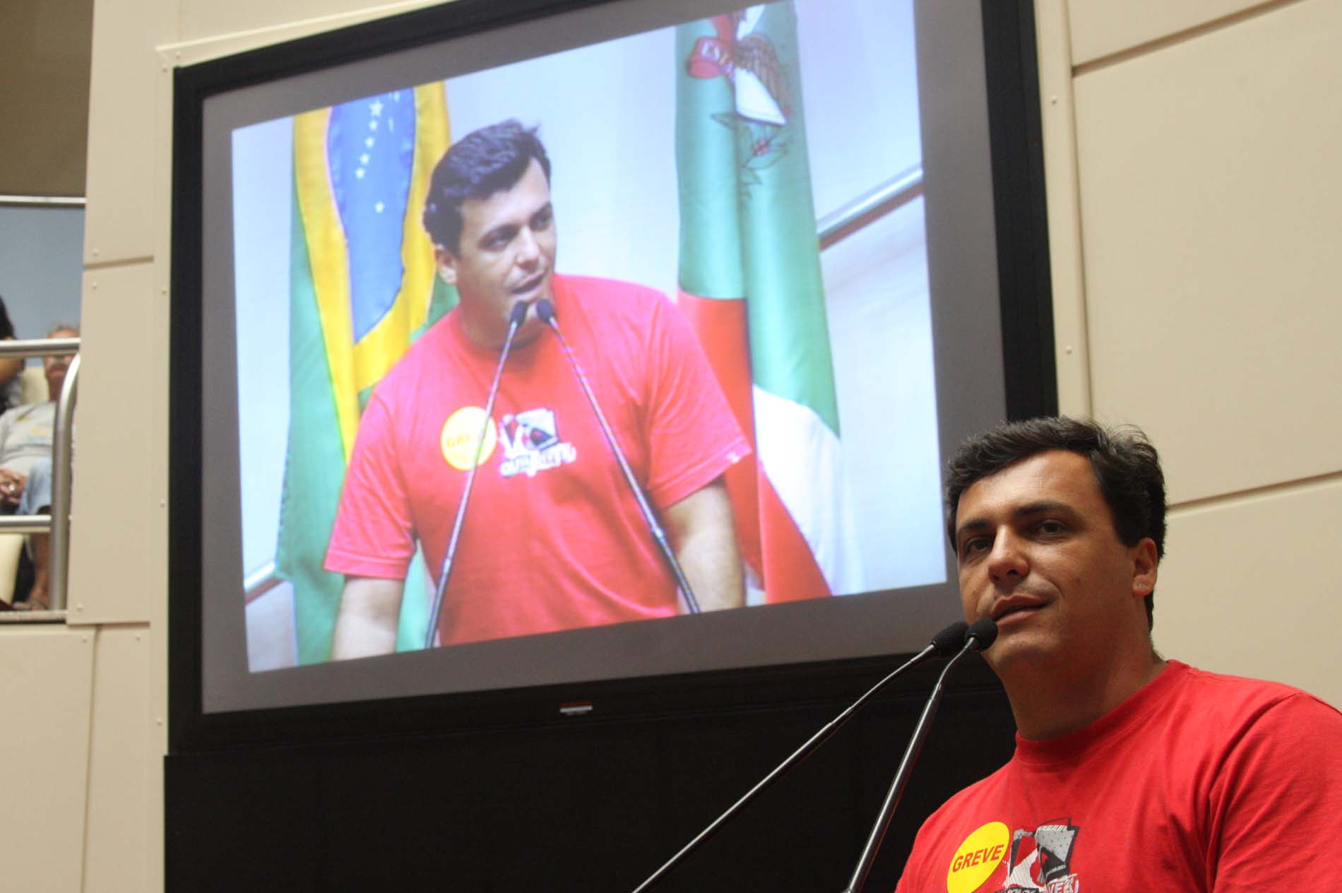 Charles Pires - Diretor do Sintrasem