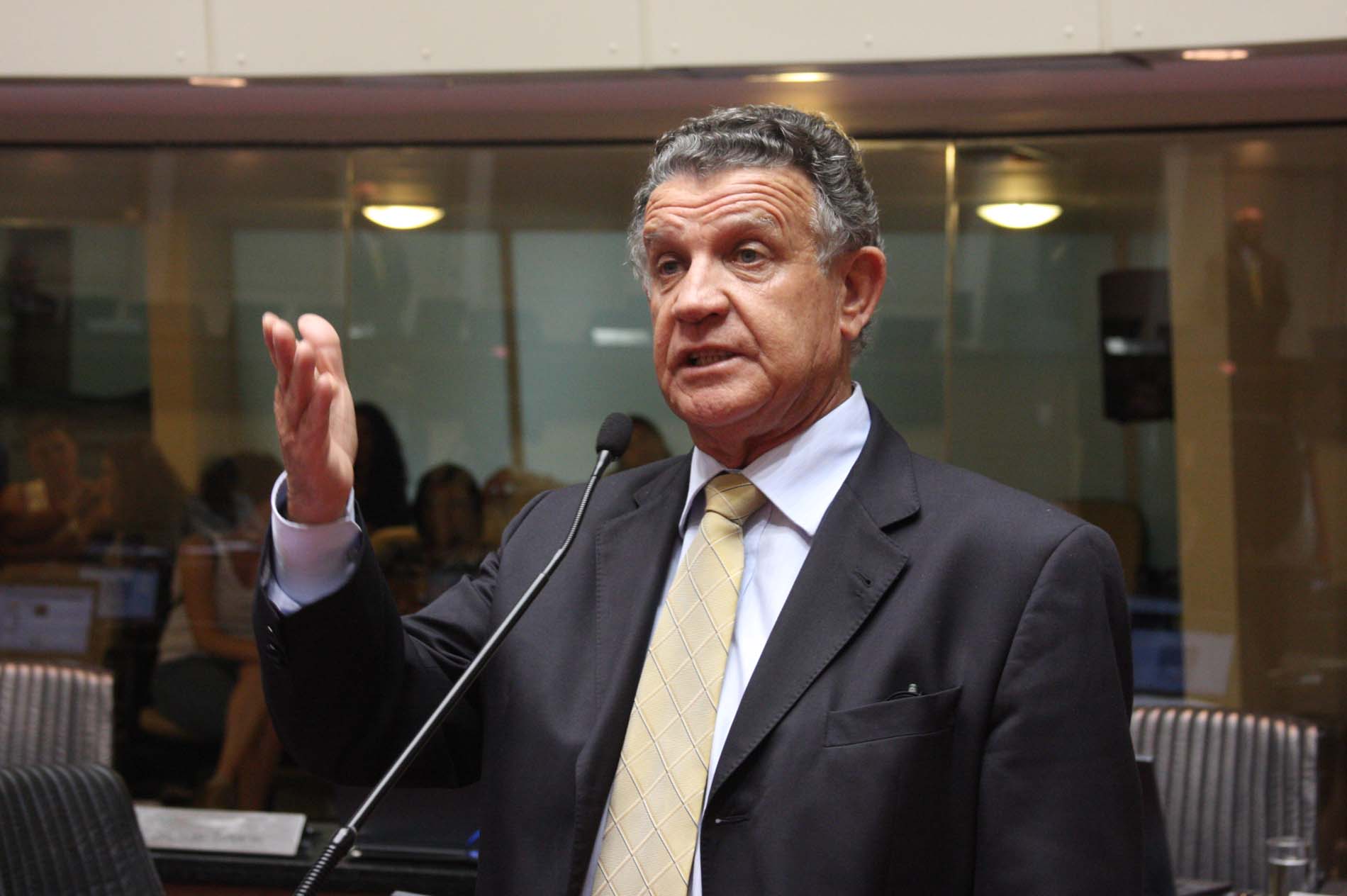 Deputado Edison Andrino (PMDB)