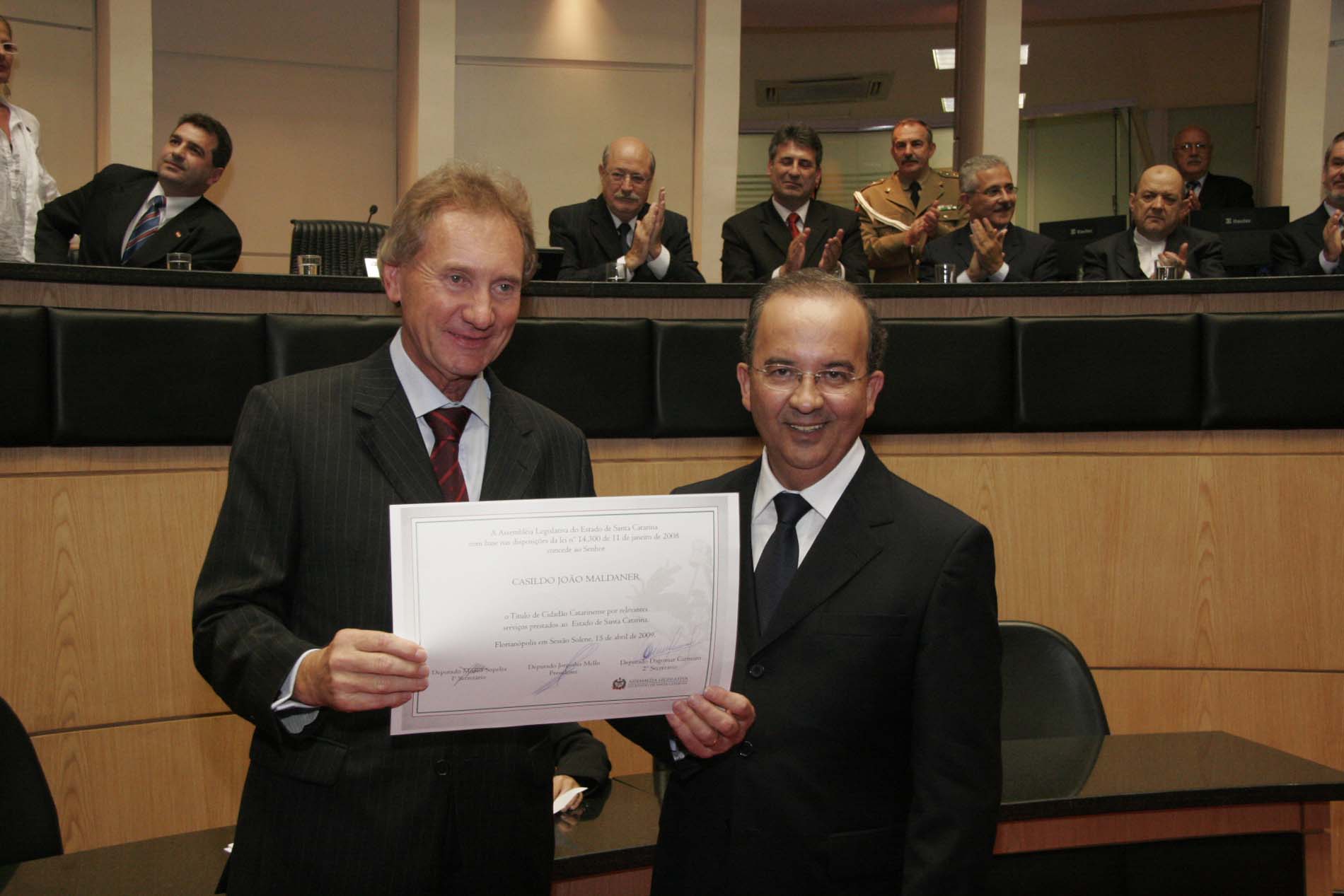 Sessão Solene de concessão do Título de Cidadão Catarinense aos Senhores Casildo João Maldaner