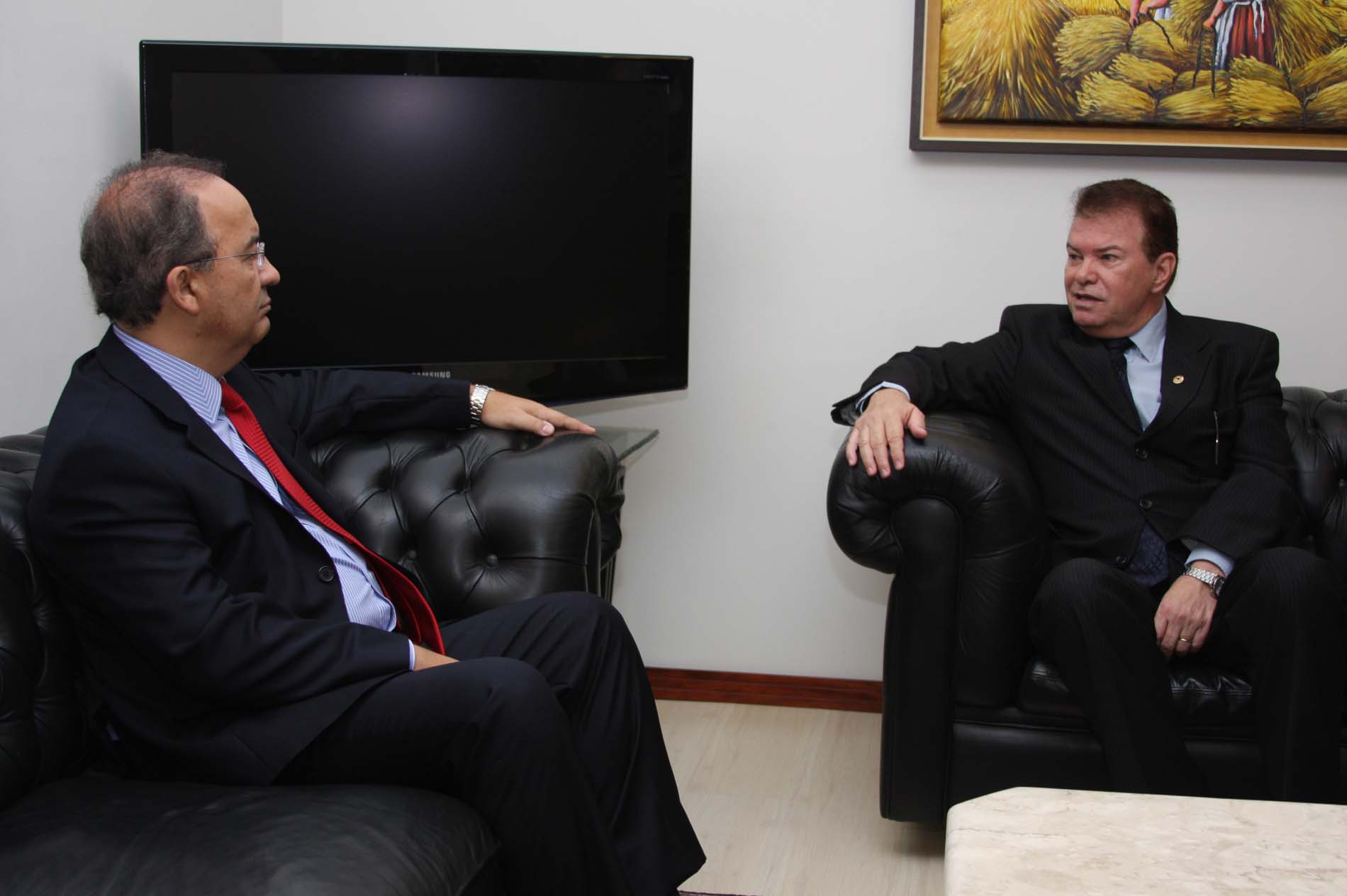 Vice-presidente da UPM visita o presidente da Assembleia