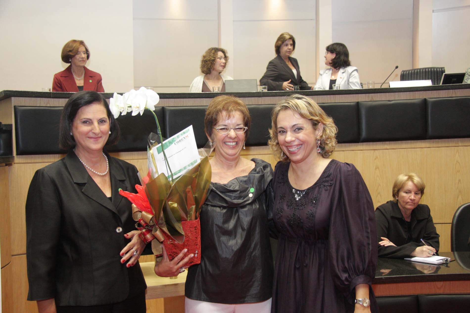 Sessão Especial em homenagem aos 40 anos de criação do Departamento de Enfermagem e do grupo de Graduação em Enfermagem da UFSC