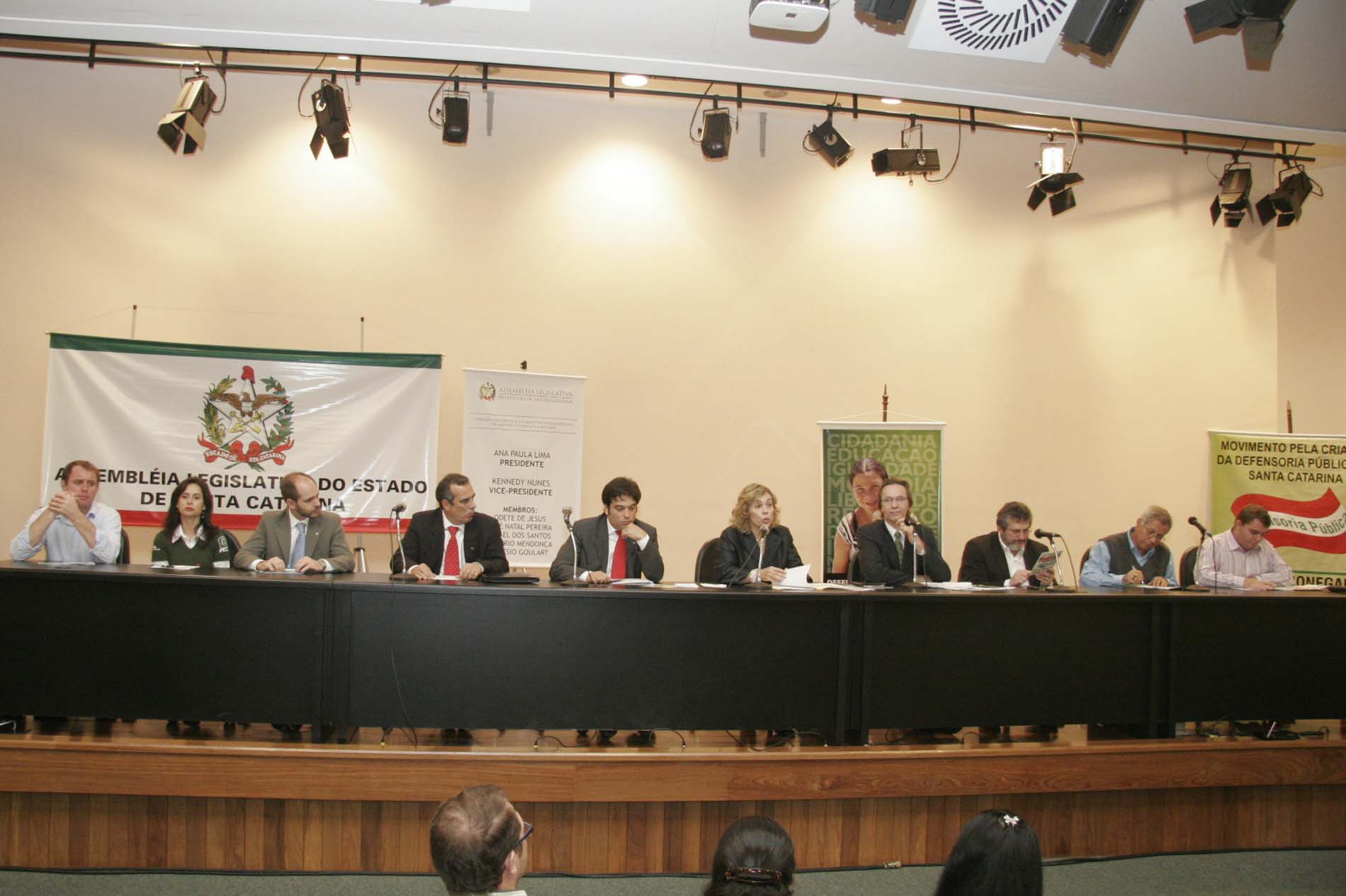 Comissão de Direitos e Garantias Fundamentais - Audiência pública para discutir a Defensoria Pública em Santa Catarina