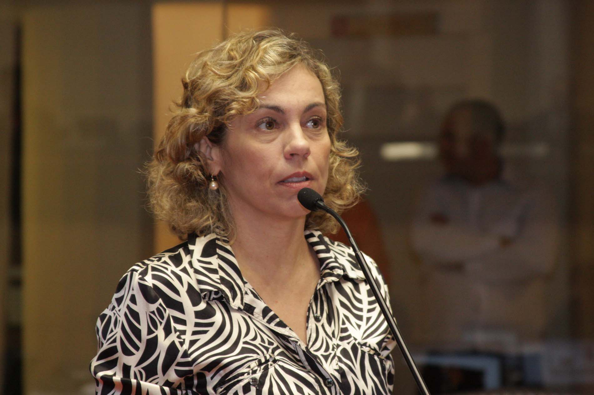 Deputada Ana Paula Lima (PT)
