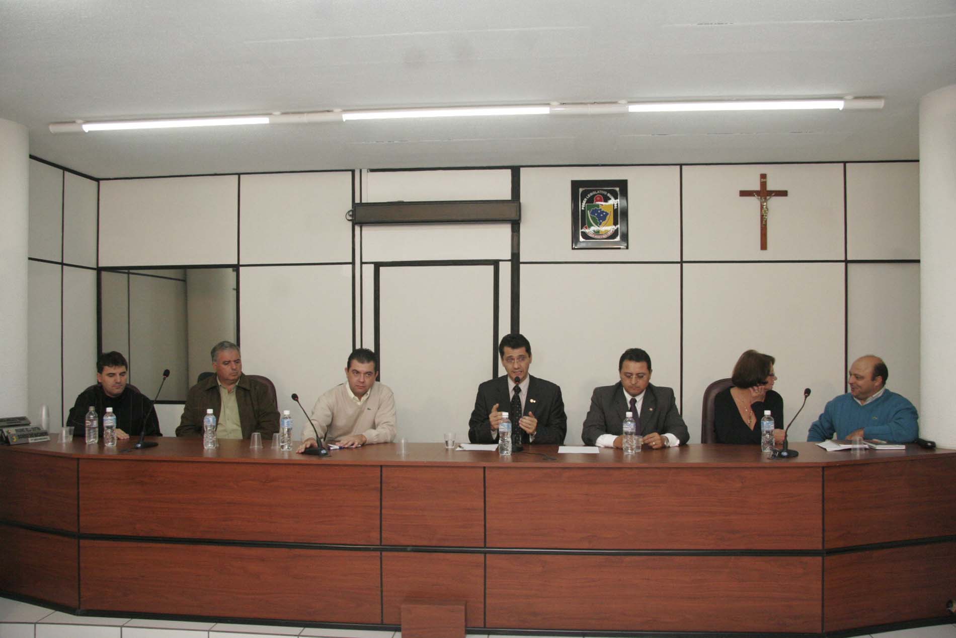 Audiência Pública referente a terceirização do setor do vestuário e a organização faccionista - Rio do Sul/SC