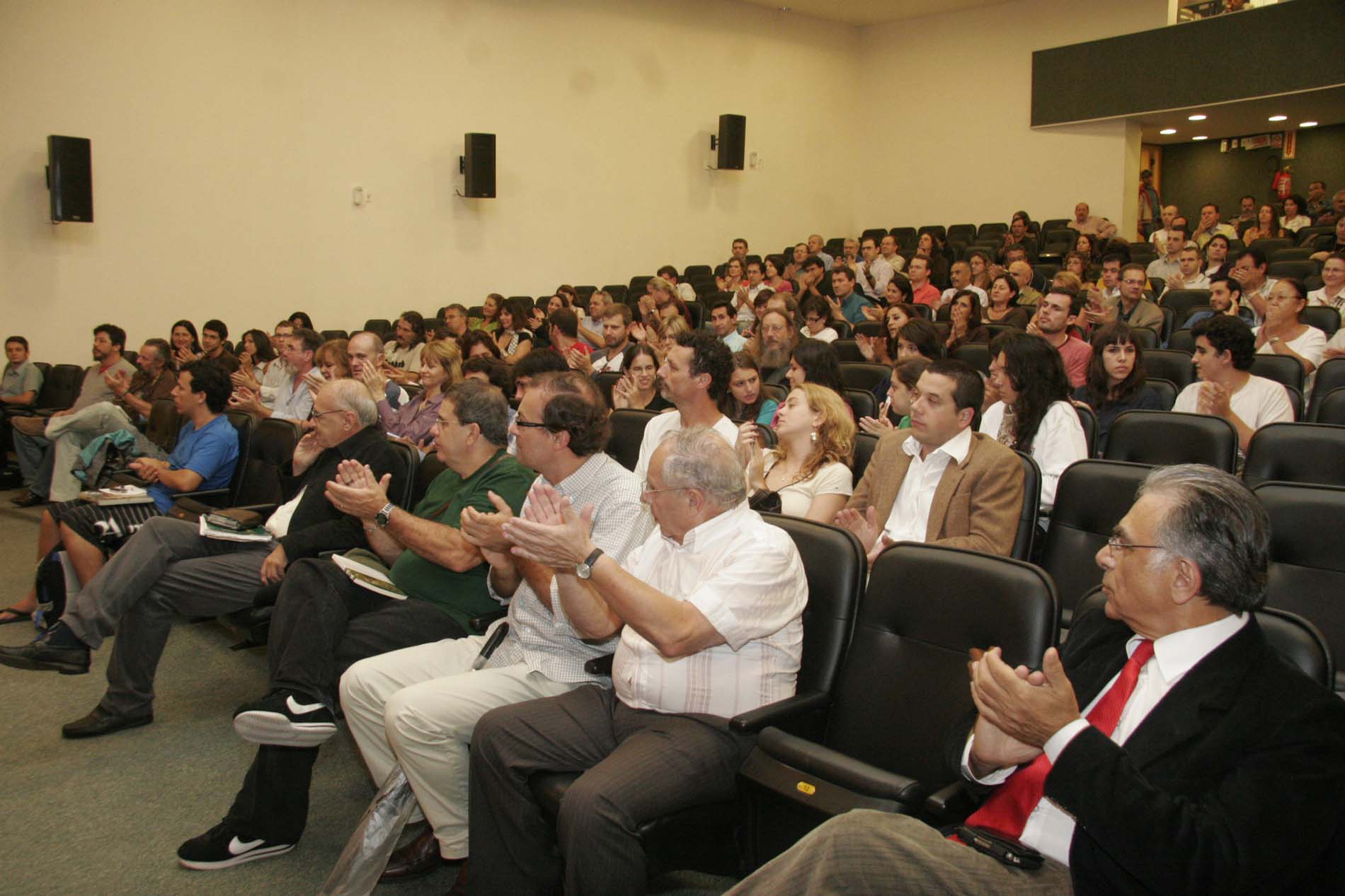 Palestra com Emir Sader e lançamento do livro