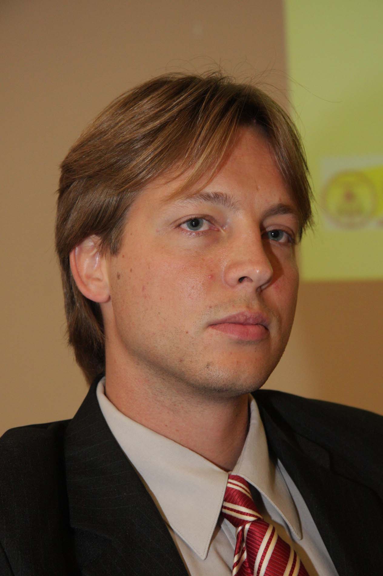 SUSTENTAR 2009 - Filipe Koefender