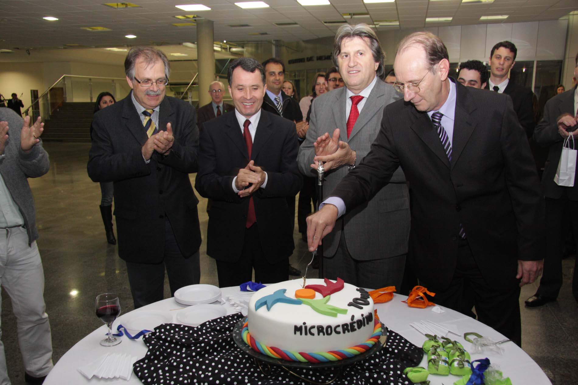 Sessão especial em comemoração aos 10 anos da criação do microcrédito pela Associação das Organizações de Microcrédito de Santa Catarina (Amcred-SC)