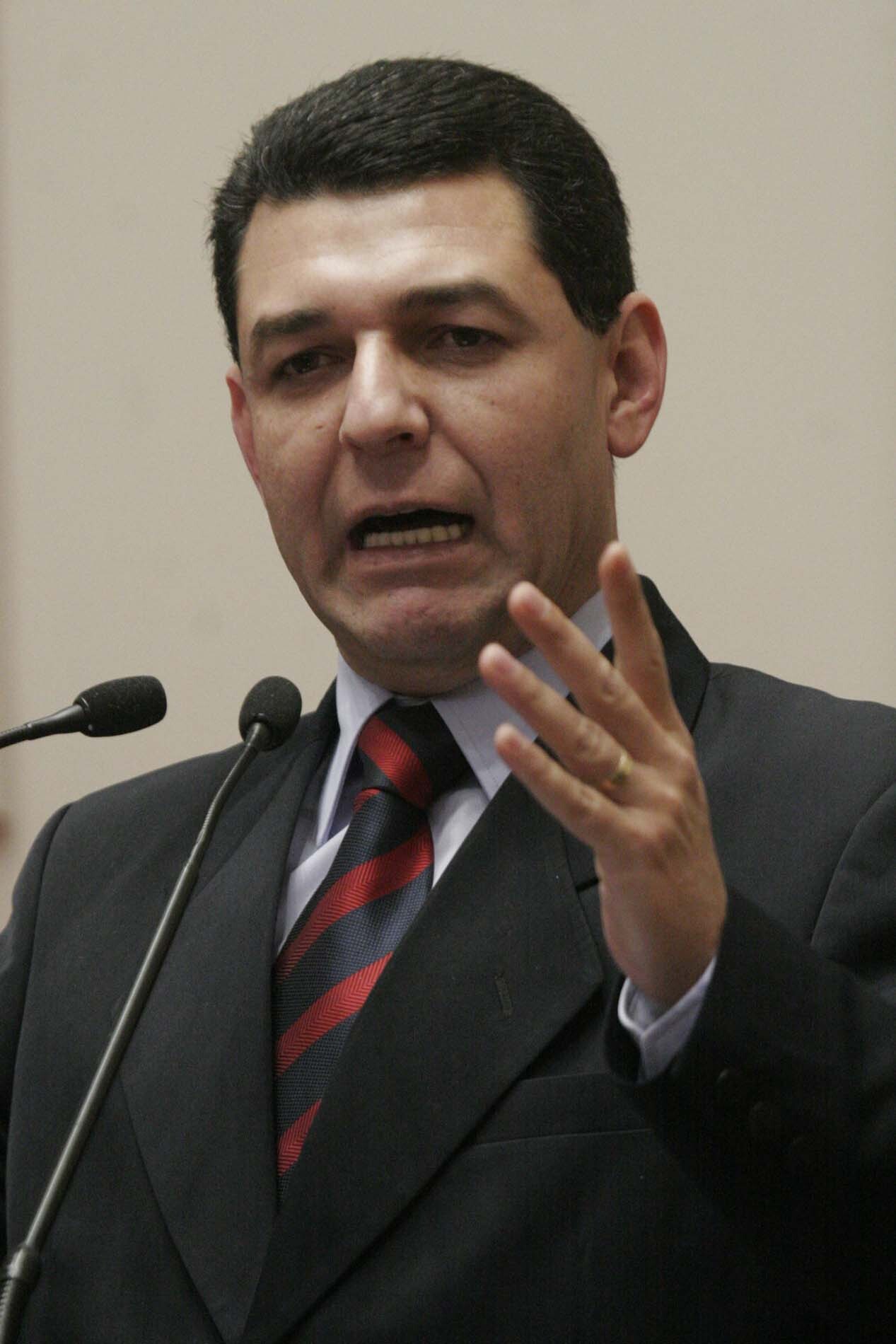 Dos Gabinetes – Plínio pede que estado repasse trechos de rodovias para a União