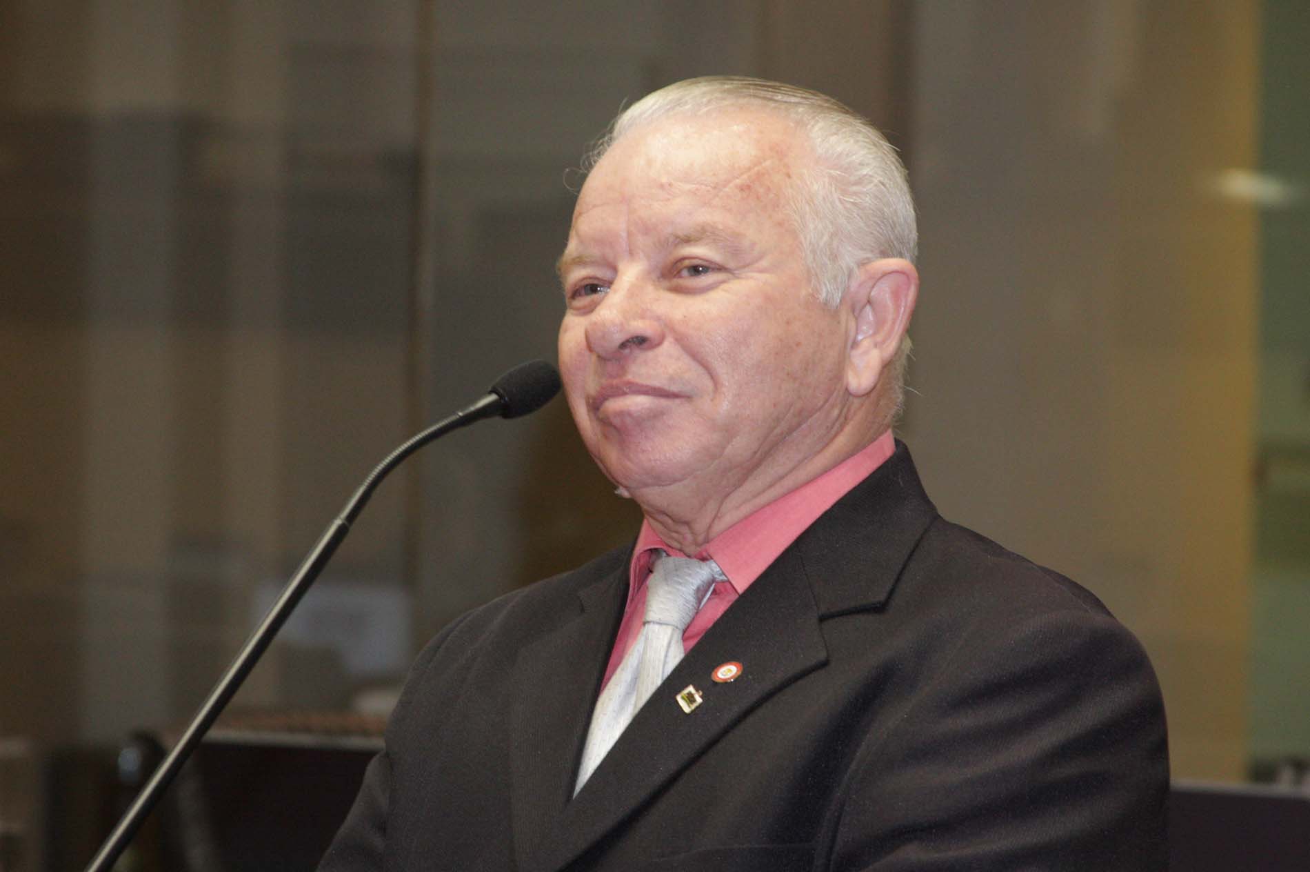 Deputado Adherbal Deba Cabral (PMDB)