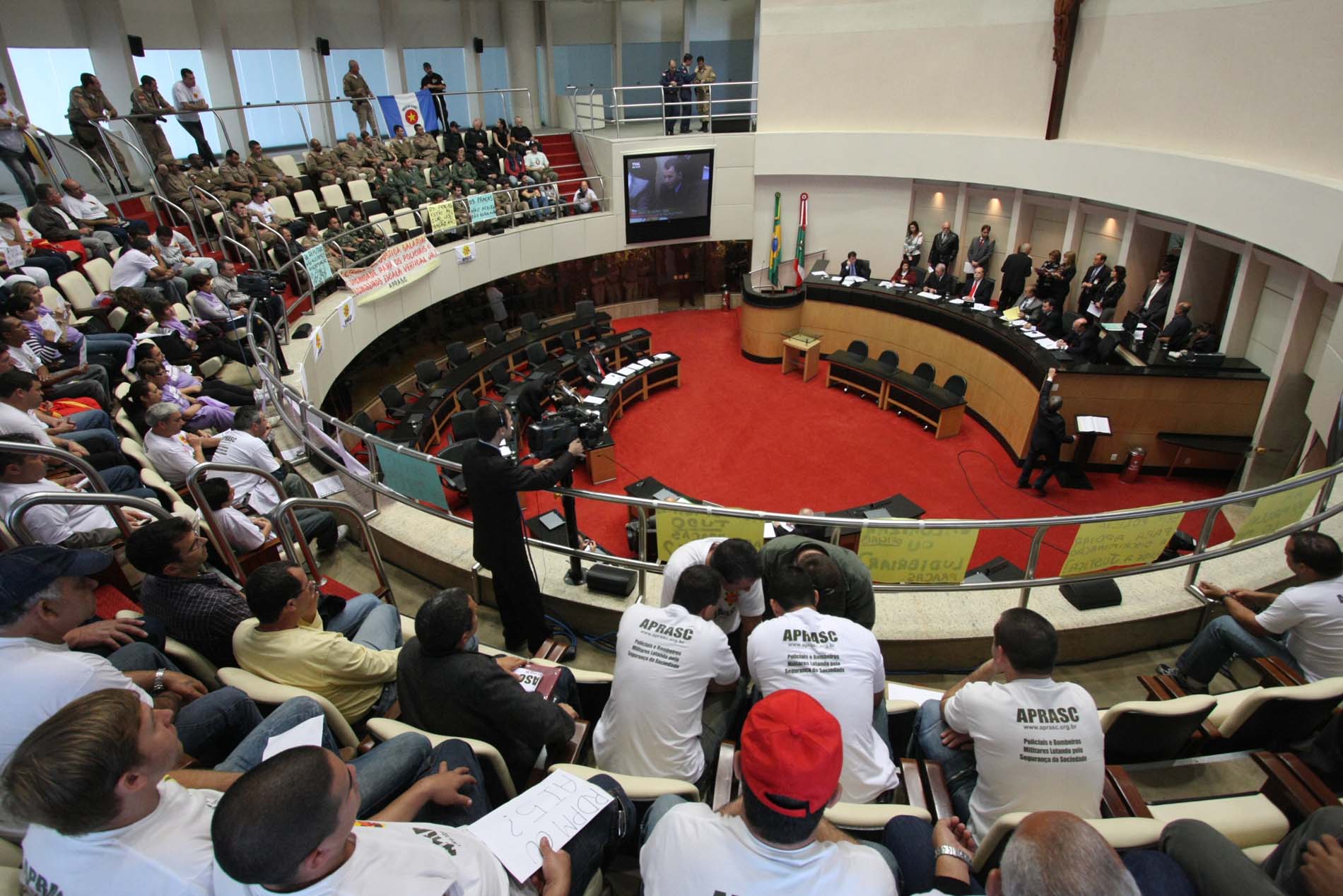 Reunião Conjunta das Comissões
