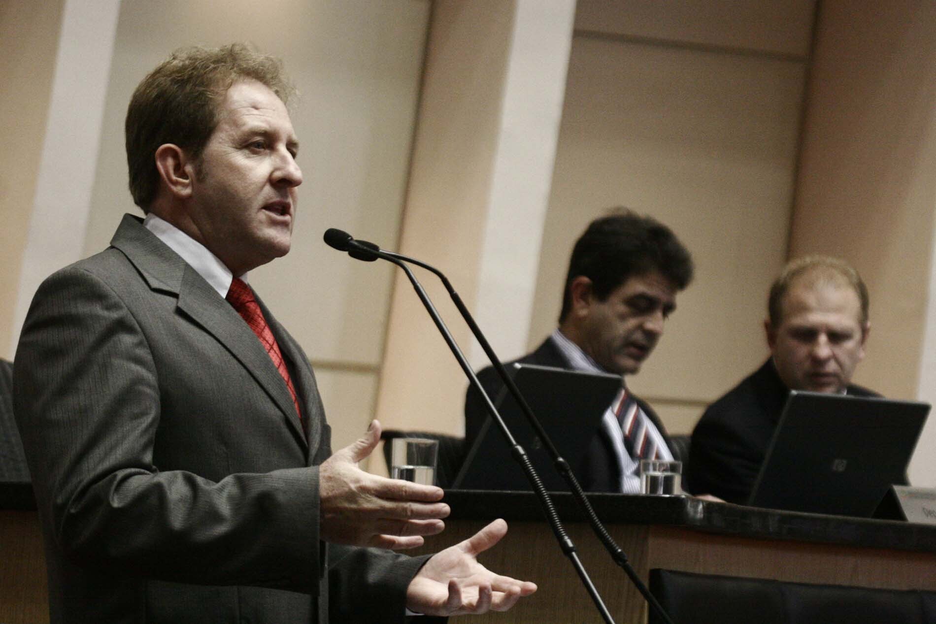 Dos Gabinetes – Uso de gás natural – sob o comando de Comin, grupo discute retorno mais justo do ICM