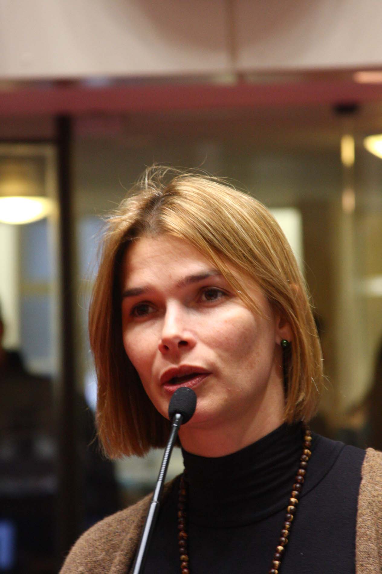 Deputada Angela Albino (PCdoB)