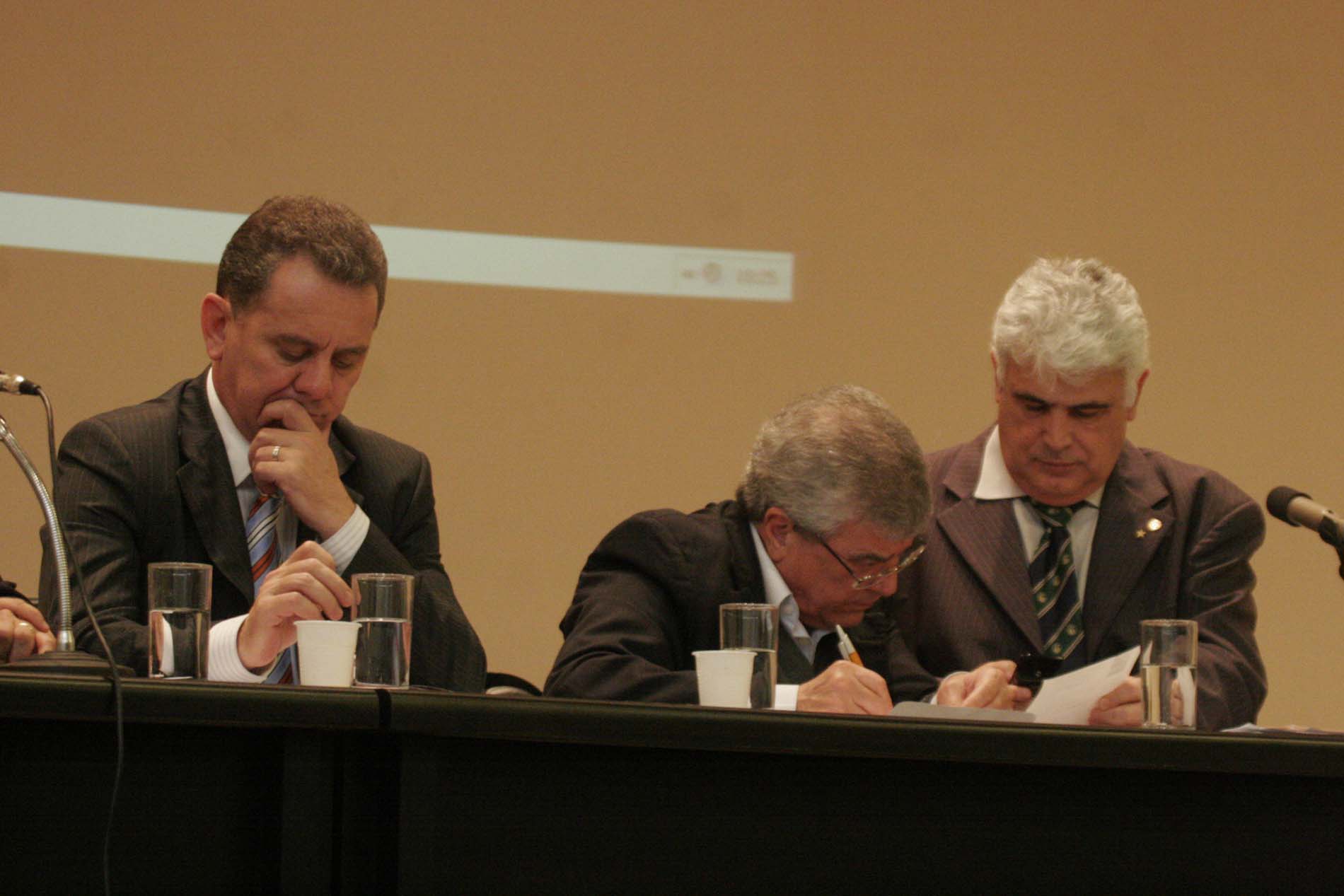 Audiência Pública sobre os Impactos Socioeconômicos e Ambientais da Indústria de Fosfatados Catarinense (IFC)