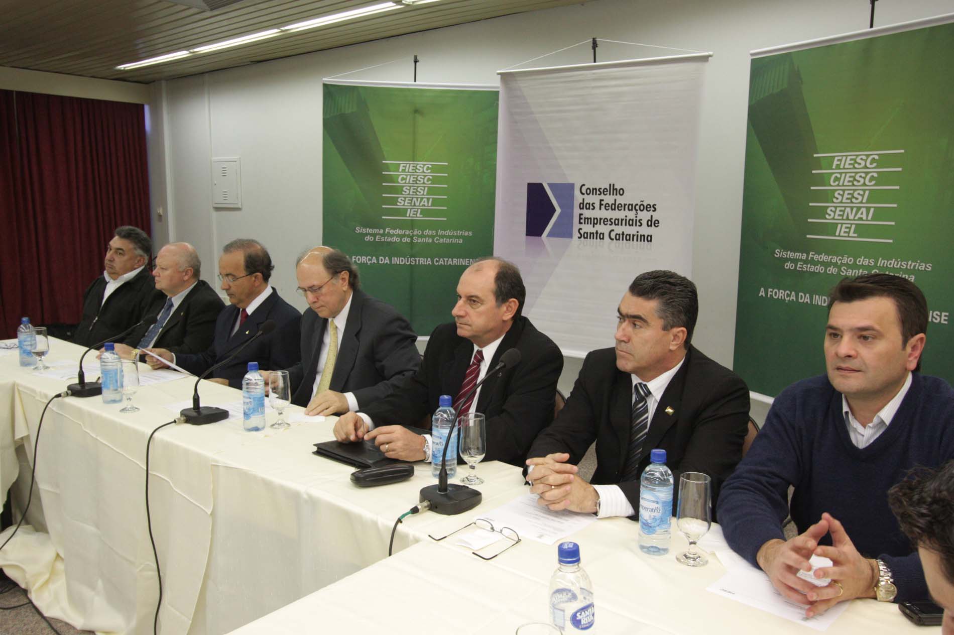 Encontro na FIESC debate Piso Regional