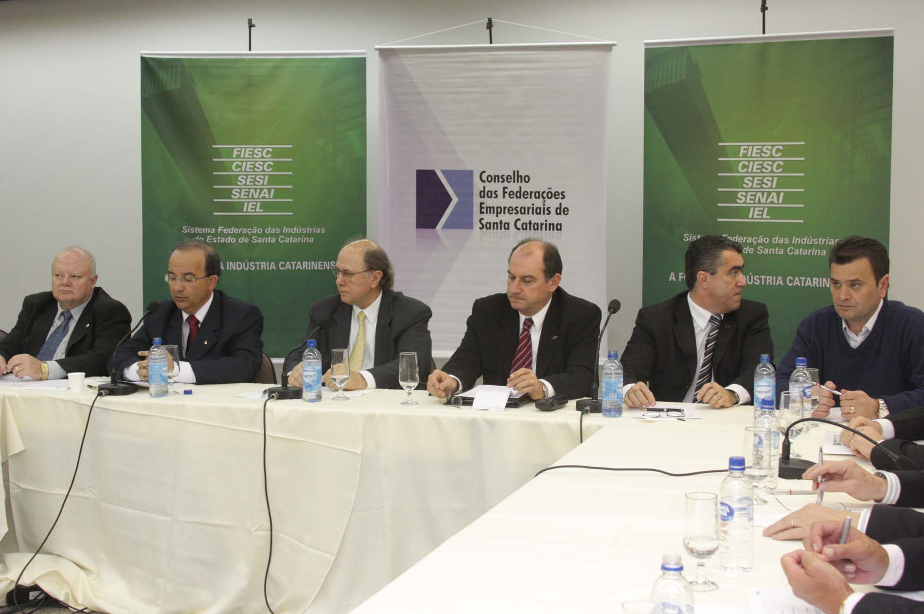 Encontro na FIESC debate Piso Regional