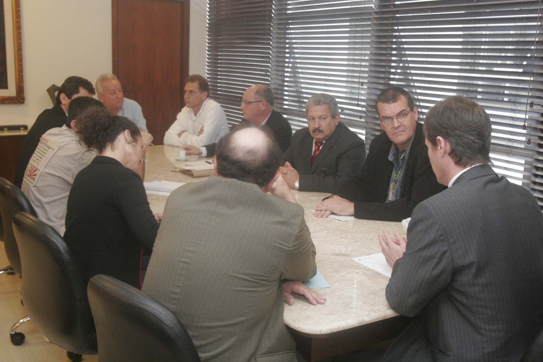 Insalubridade é tema de reunião na Assembleia
