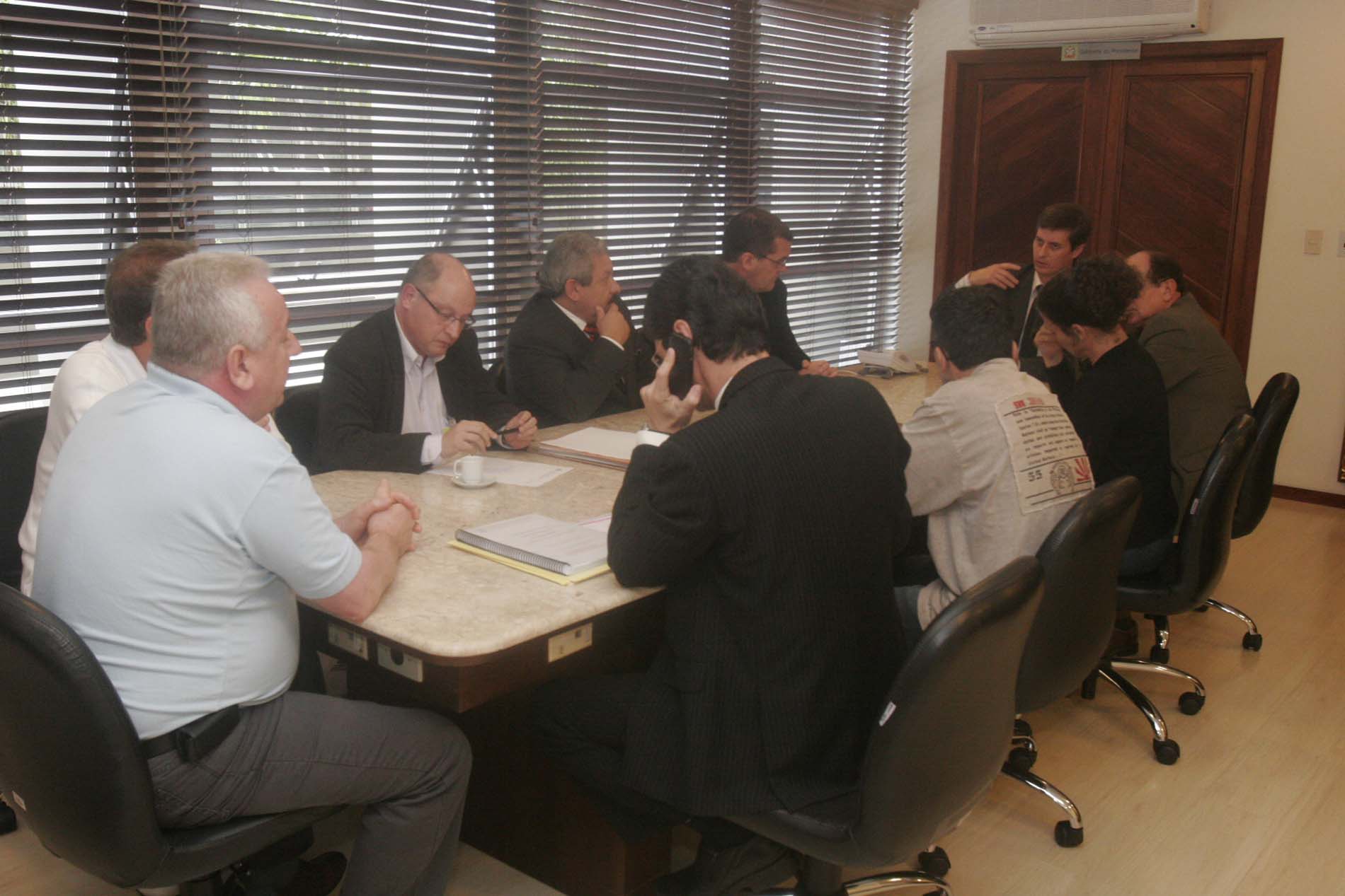 Insalubridade é tema de reunião na Assembleia