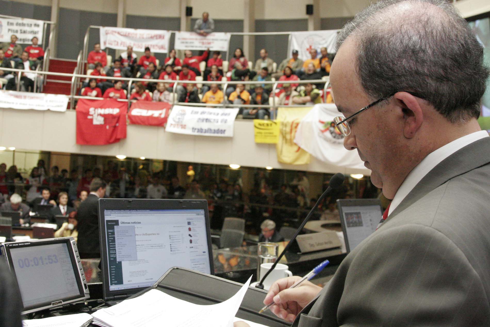 Deputado Jorginho Mello (PSDB)