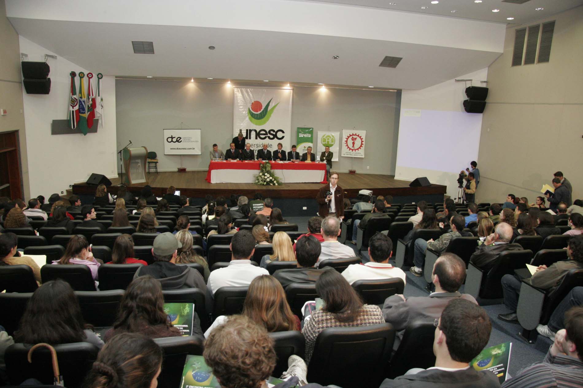 Comissão de Direitos e Garantias Fundamentais discute em Criciúma a instalação da Defensoria Pública em Santa Catarina