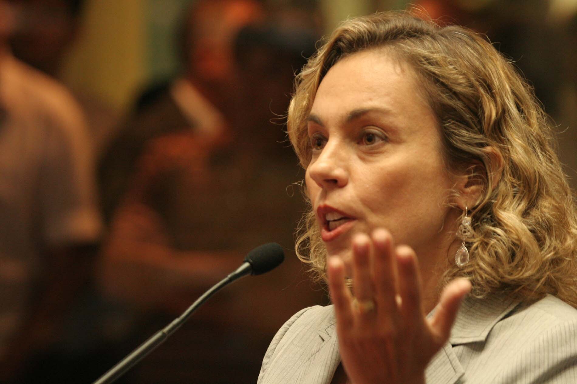 Dos Gabinetes – Drama climático: Deputada quer ações concretas na prevenção e defesa ambiental