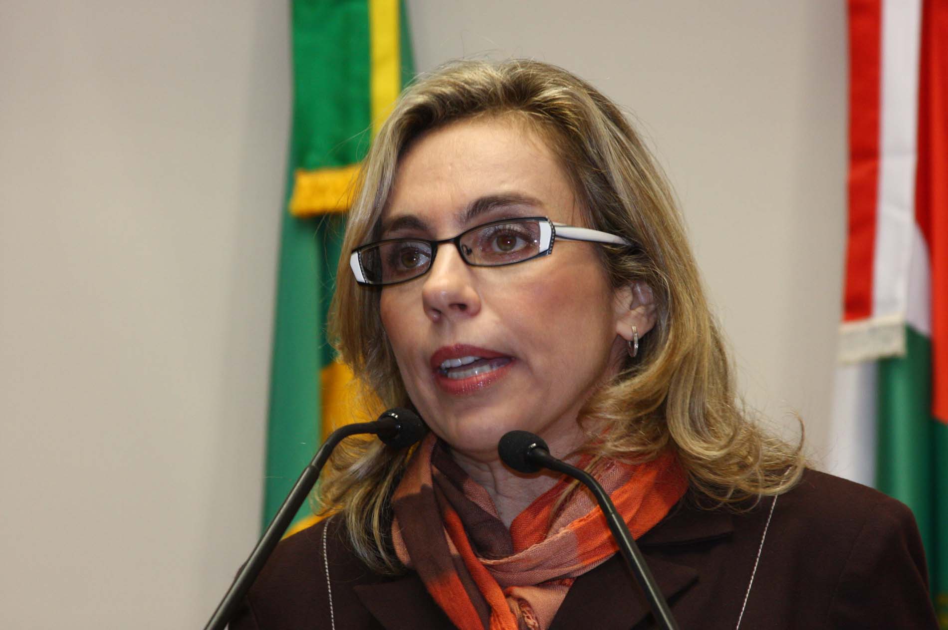 Deputada Ana Paula Lima (PT)