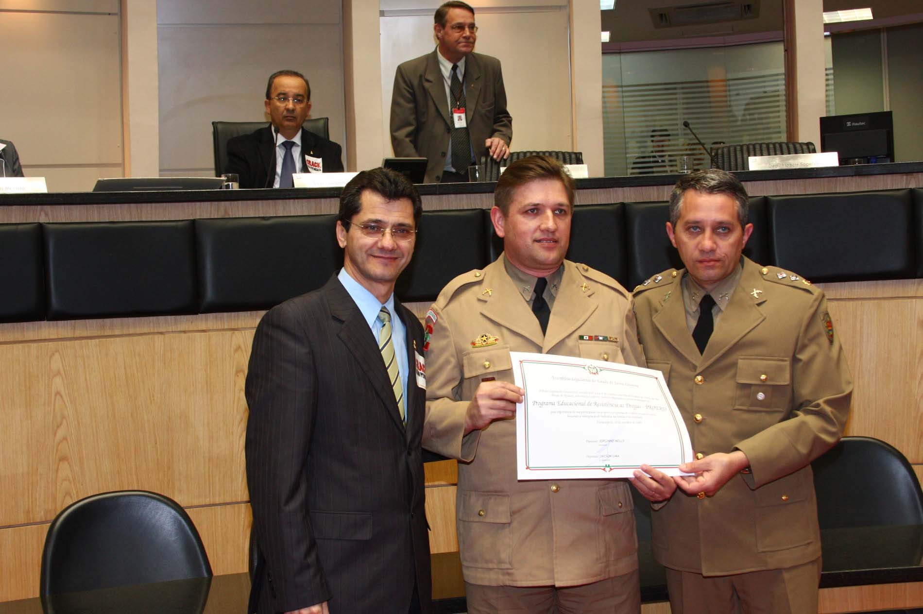 Dos Gabinetes – PM do Alto Vale recebe homenagem pela luta contra as drogas