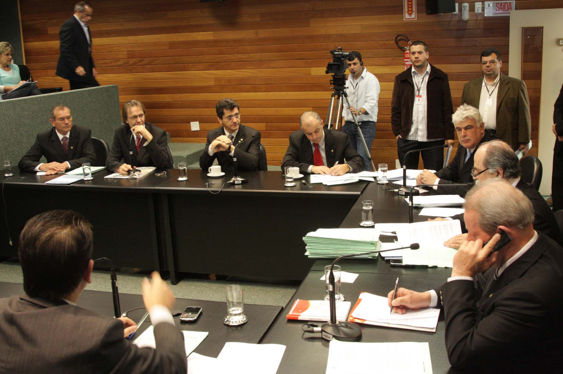Comissão de Constituição e Justiça